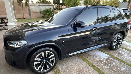 BMW iX3 ELÉTRICO M SPORT BMW iX3 ELÉTRICO M SPORT